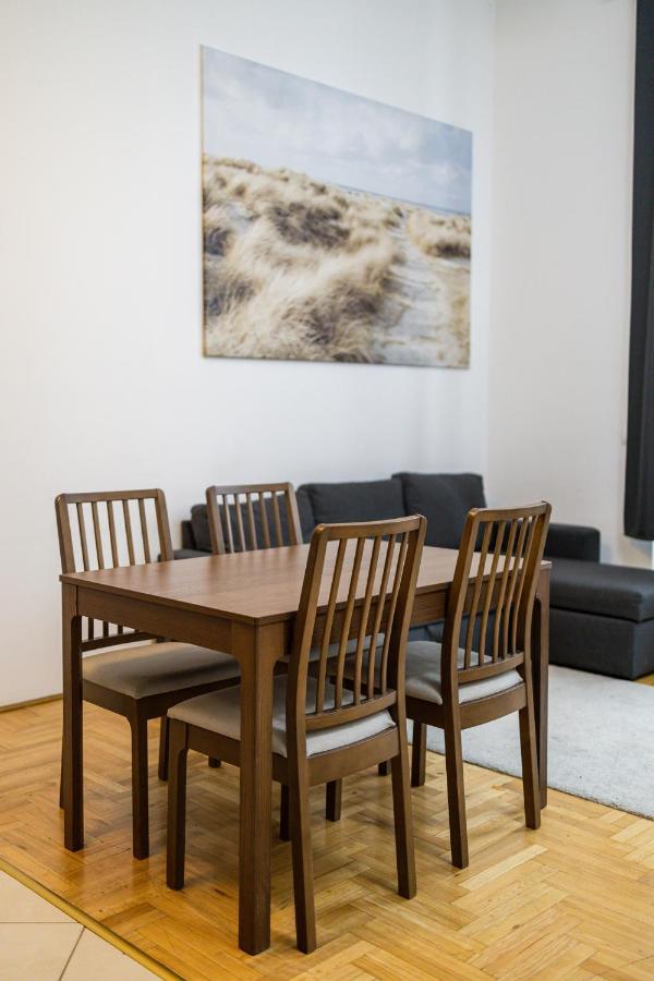 Cosy 1 Bedroom Apartment In Gozsdu Court Budapest Exterior foto